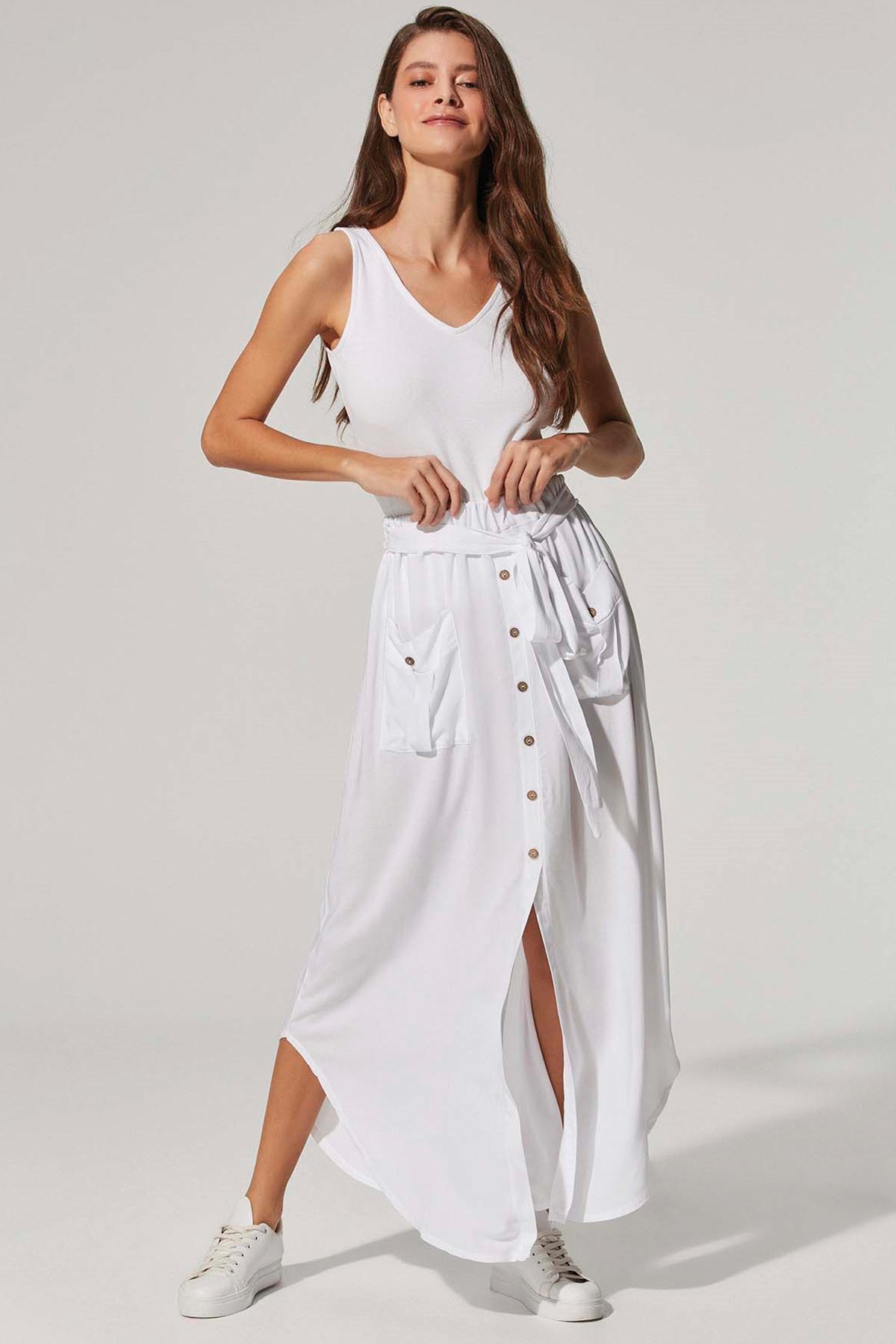 Uzun Cepli Beyaz Kadın Etek