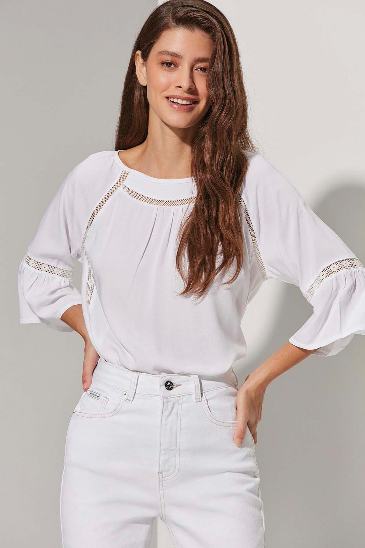 Dantel Garnili Kollar Volanlı Kadın Bluz