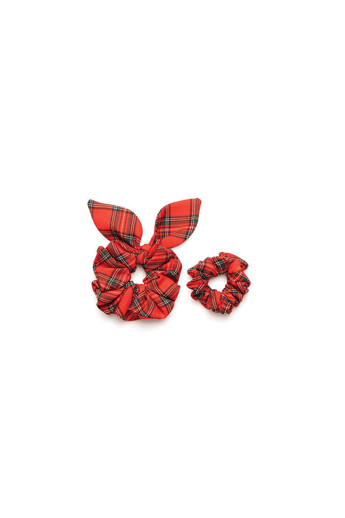 Rojo Scrunchie