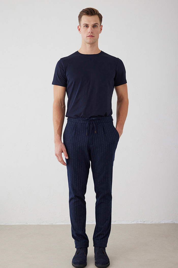 Lacivert Renk Çizgili Chino Pantolon