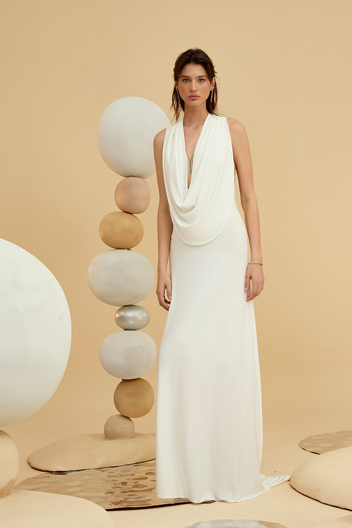HALTER DRESS IN WHITE STRECH JERSEY