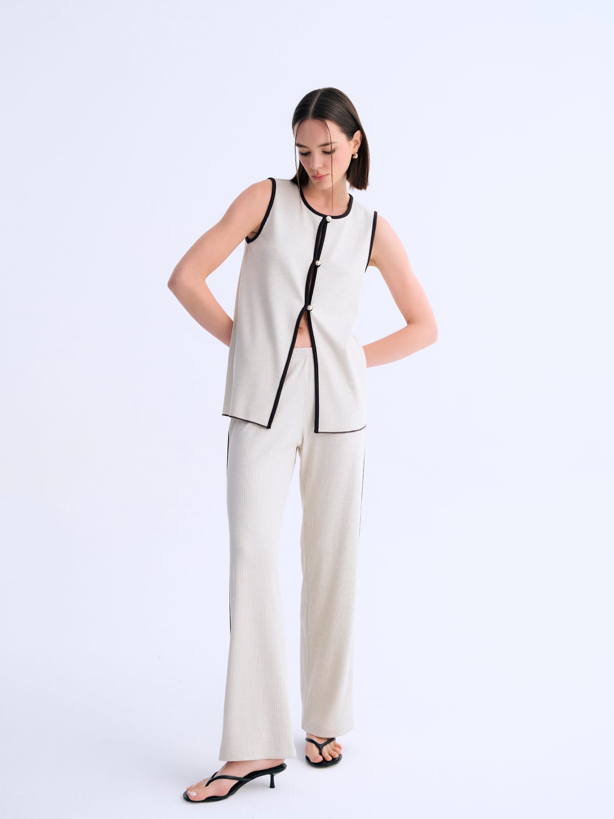 Soft Outline Pants Biye Detaylı Eşofman