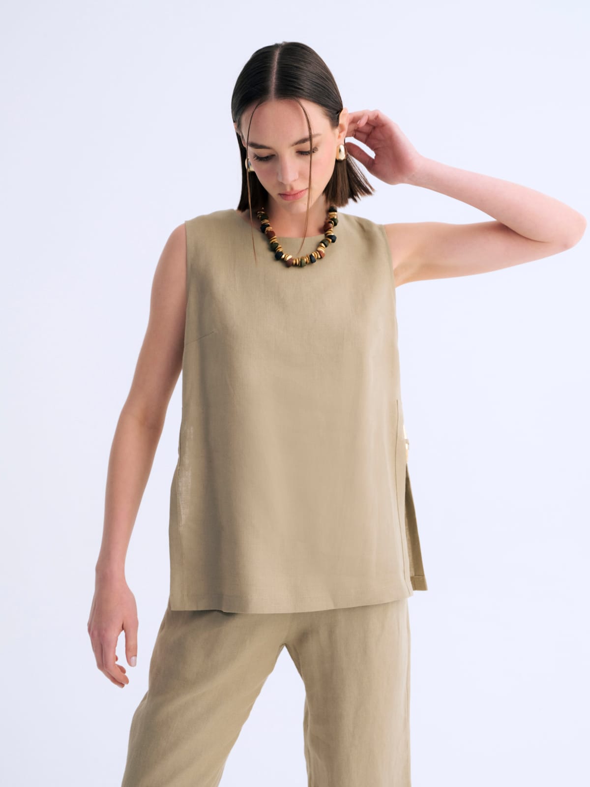 Edge Bej Charm Keten Aksesuar Detaylı Üst