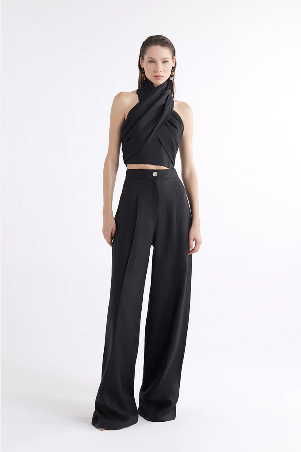 ROMOLA BLACK NECK DETAIL ÜST