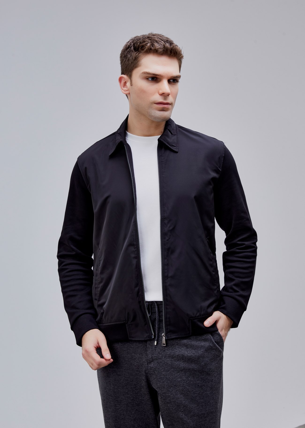 Siyah Renk Regular Fit Fermuarlı Casual Ceket