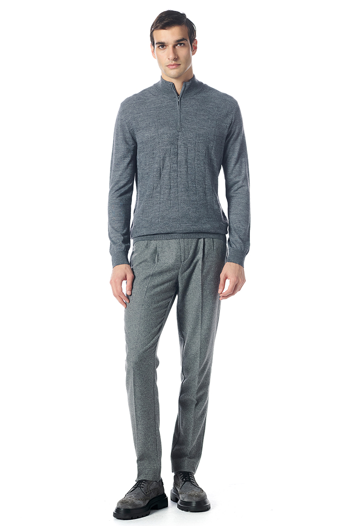 Giovane Gentile Gri Triko