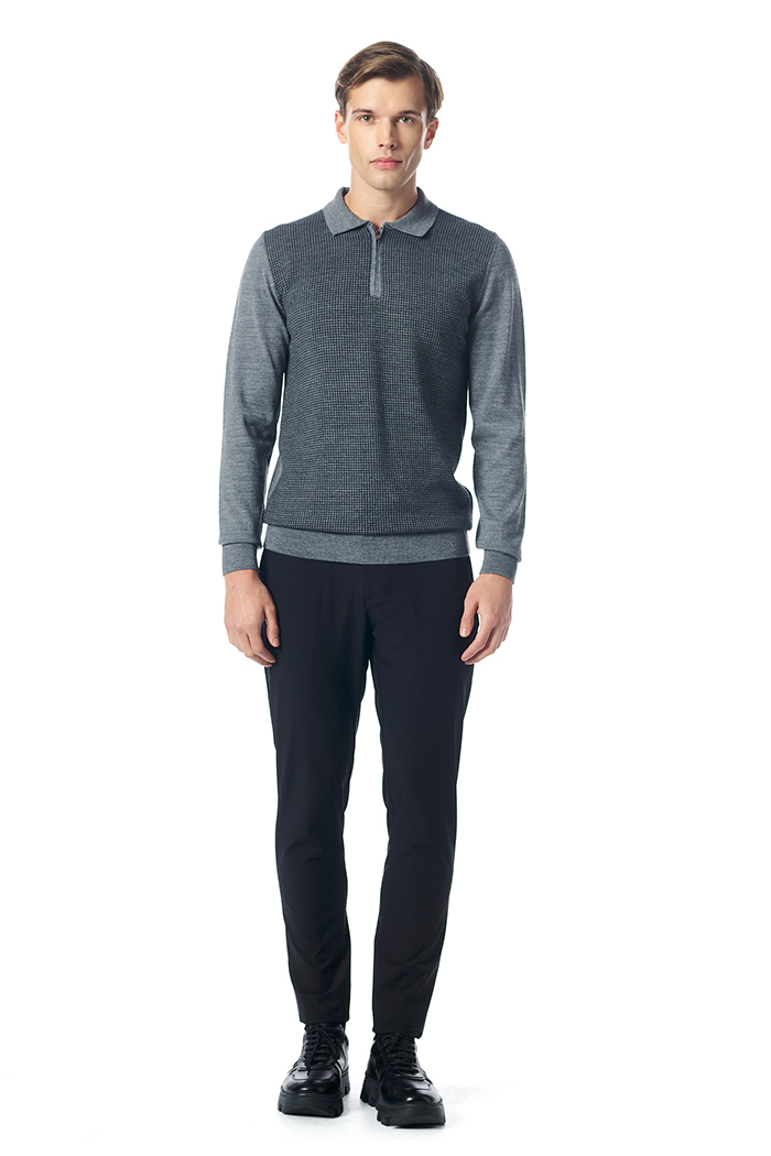 Giovane G. Designers Gri Triko