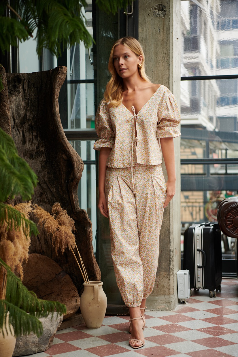 Papatya Çiçekli Hürrem Pantolon