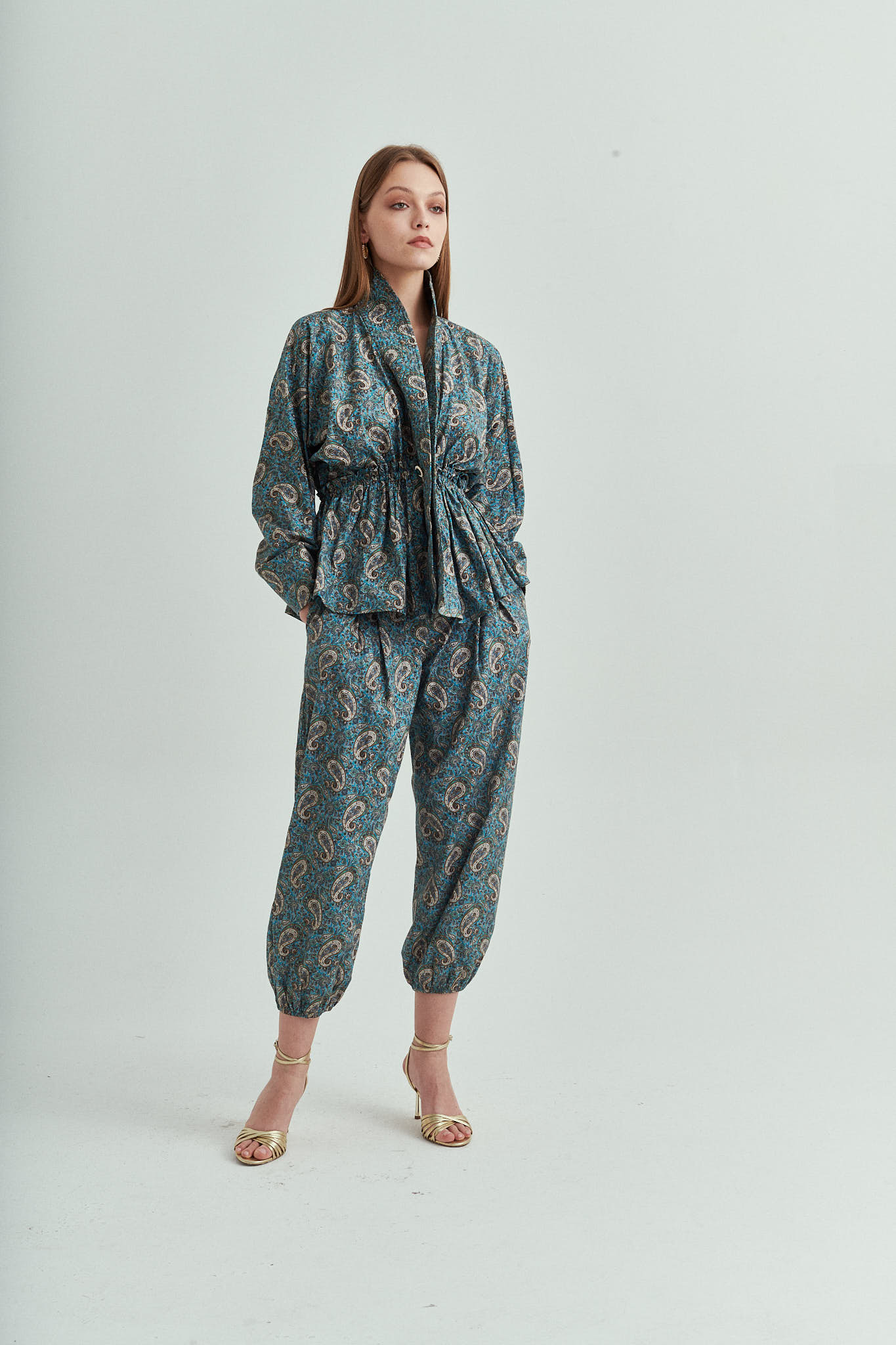 Charlotte Kimono Üstü, Kraliyet Paisley Desenli