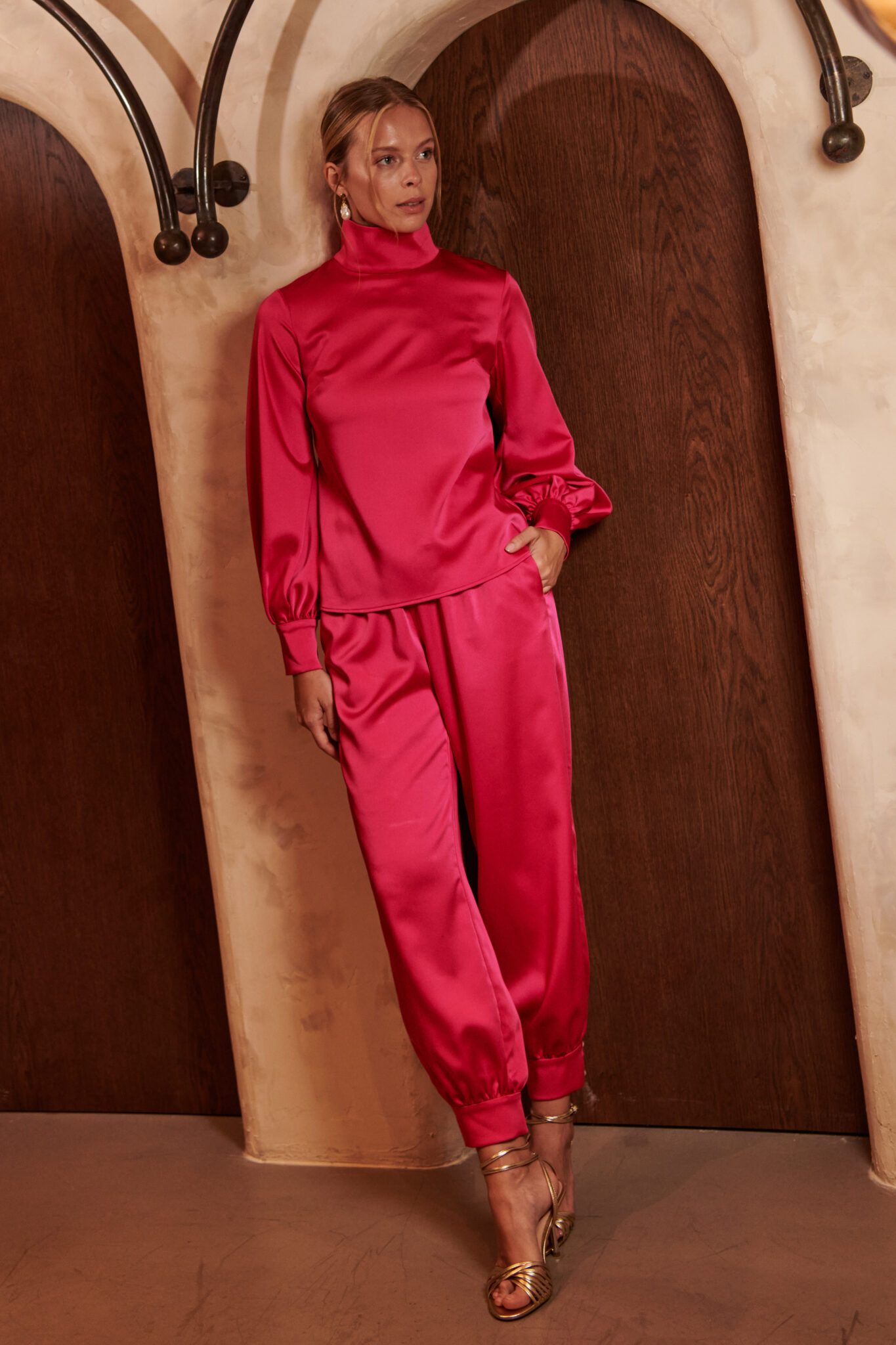 Aurelie ve Mihrimah Fuşya Saten Alt