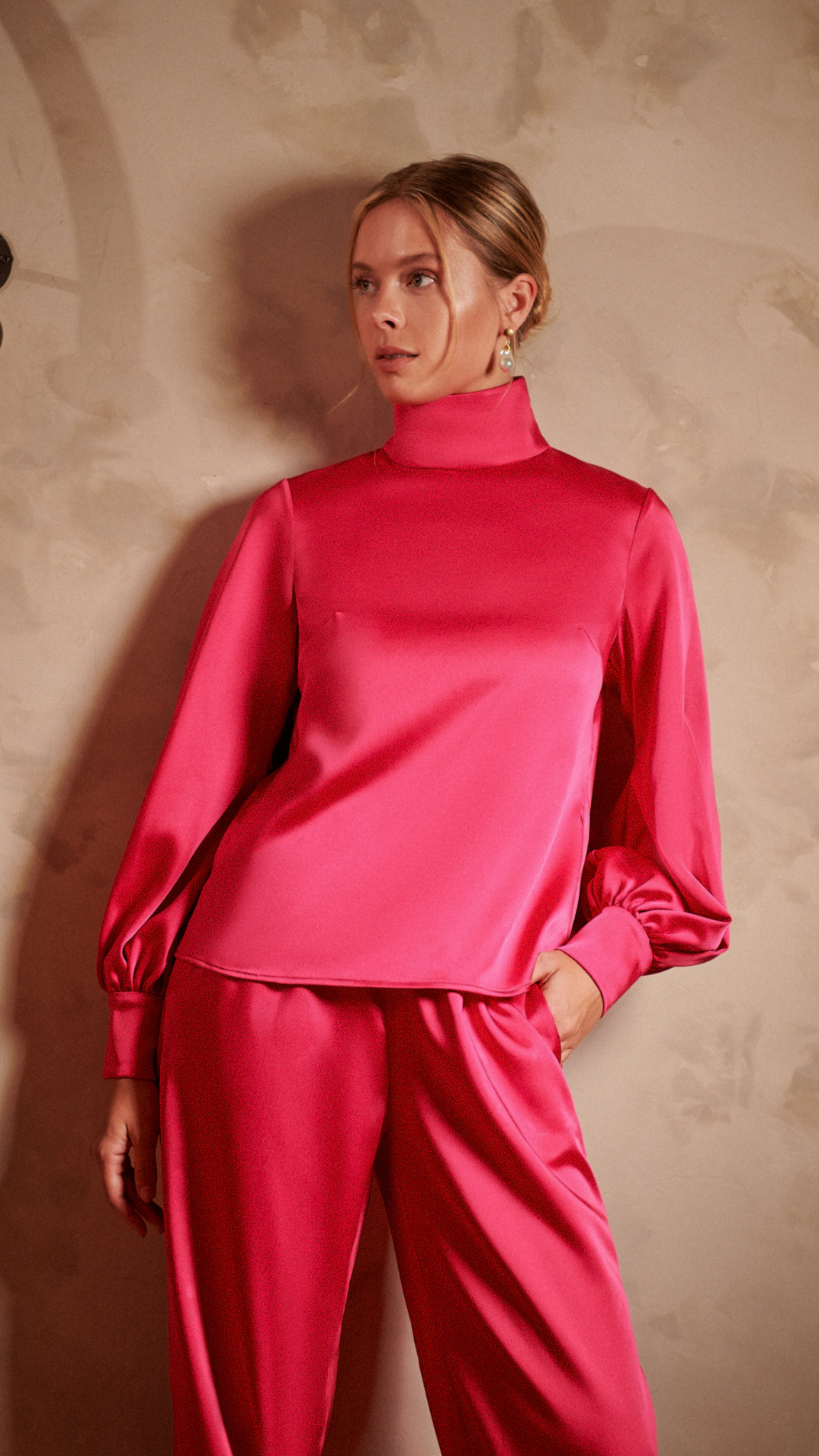 Aurelie ve Mihrimah Fuşya Saten Üst