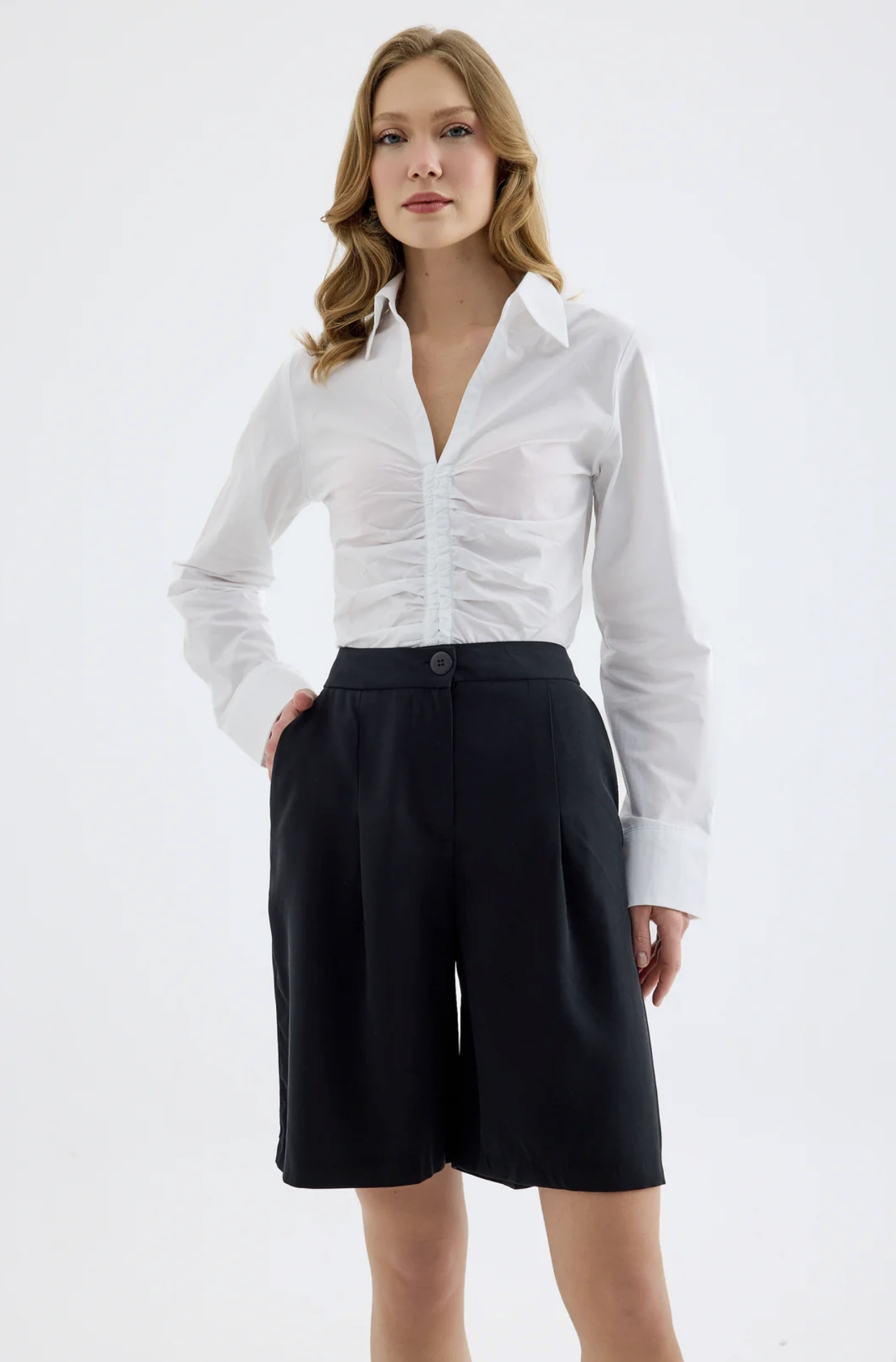 Vera Tencel Bermuda Siyah Şort
