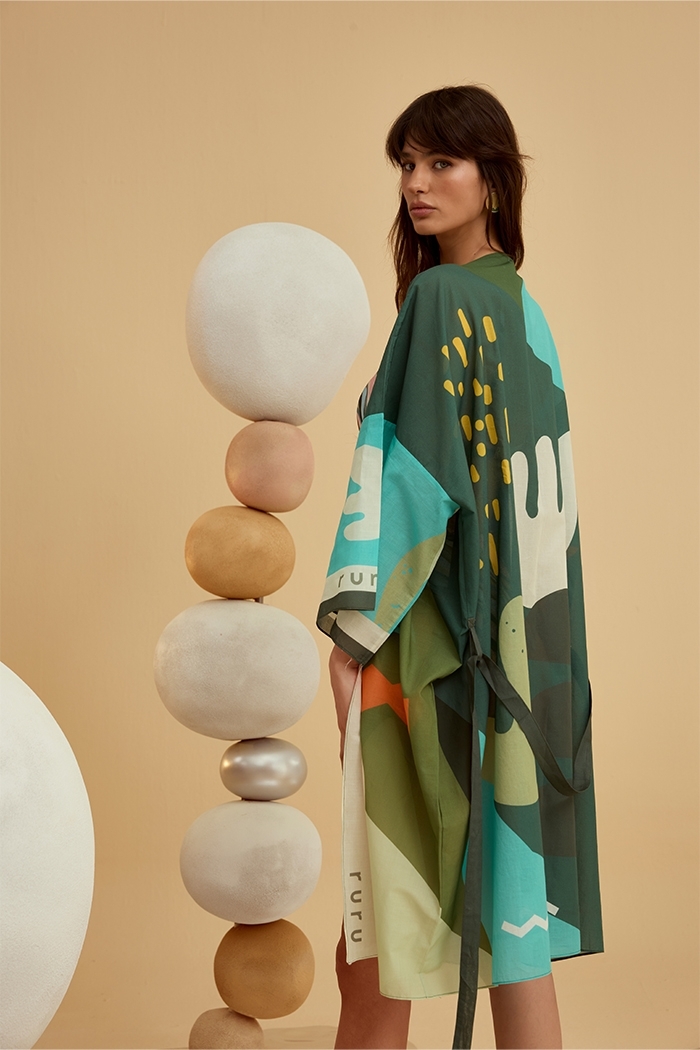 Roundaries Kimono