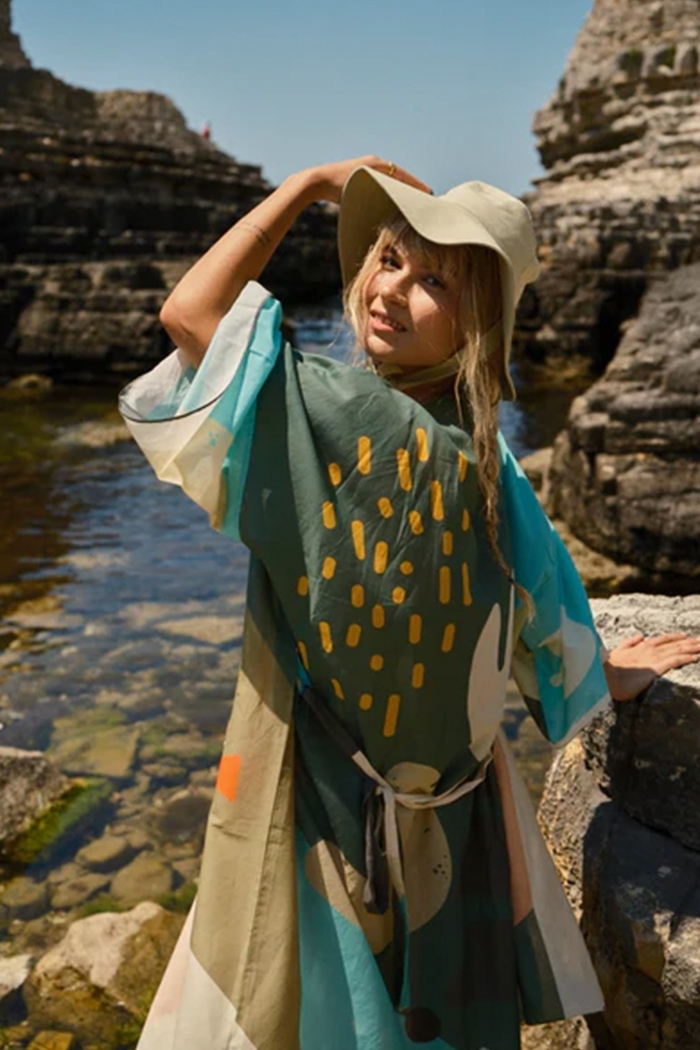 Roundaries Kimono