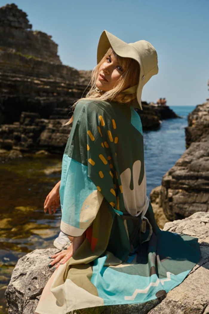 Roundaries Kimono